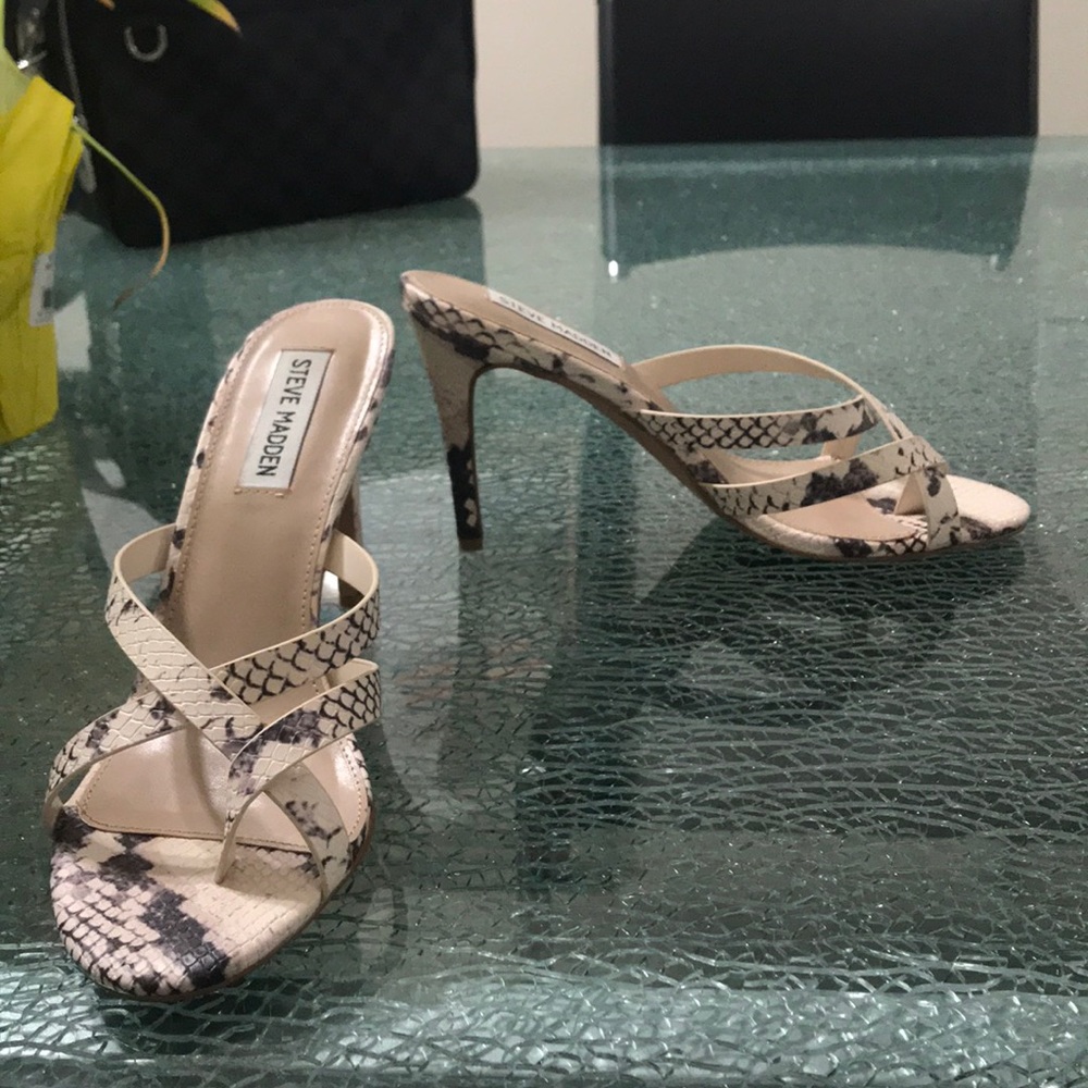 NWOT Steve Madden Sandal heel - Picture 1 of 5